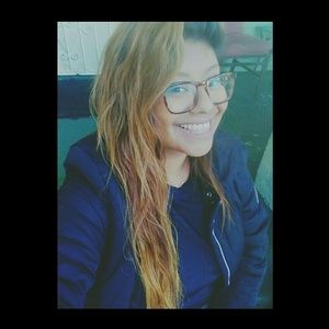 Meet your Posher, Jazmin